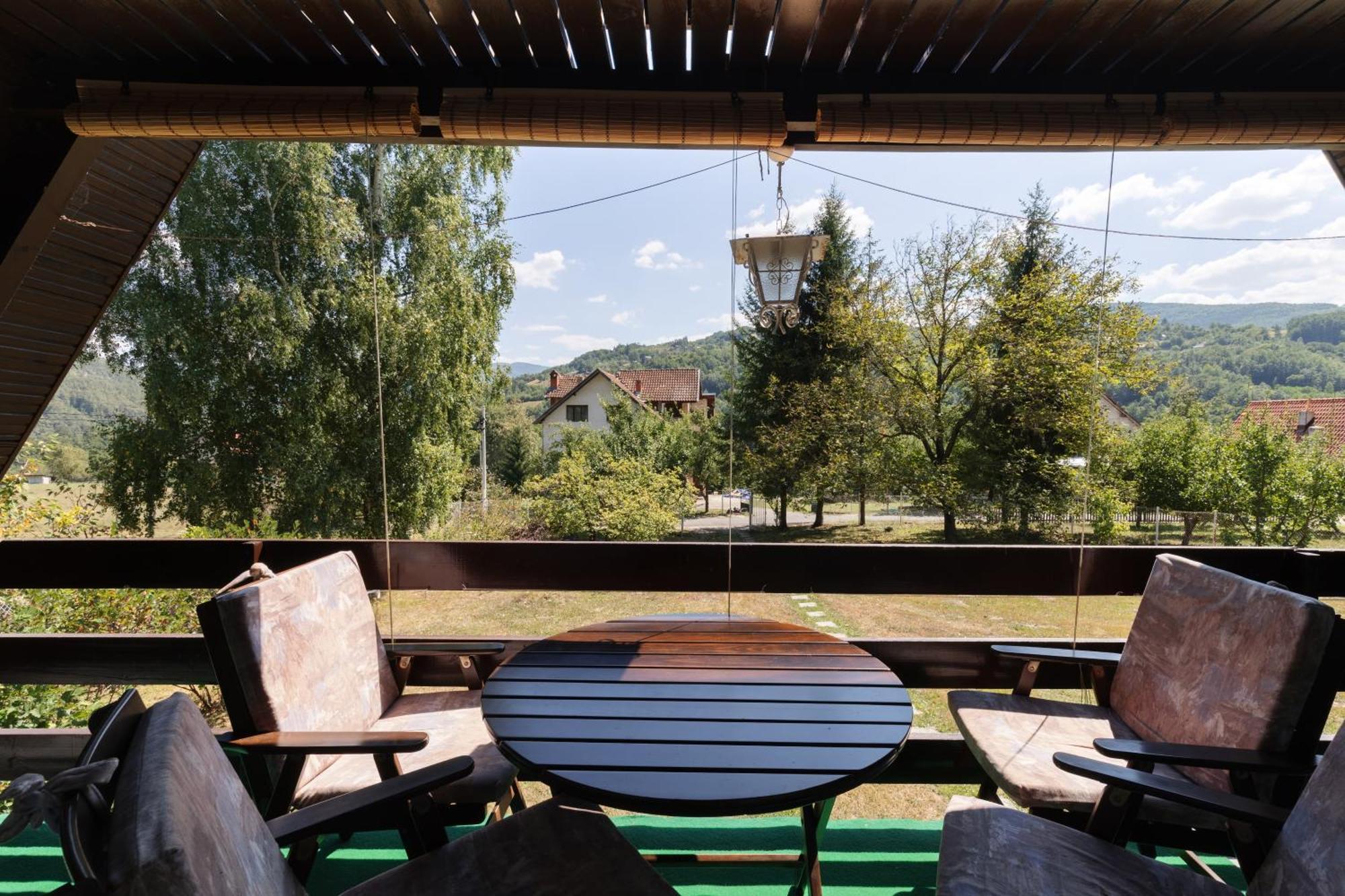 Planinska Vikendica Medurecje * Ivanjica